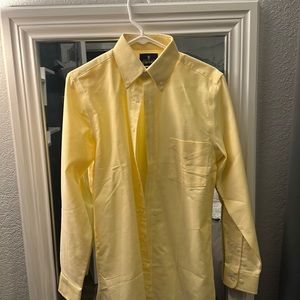 Stafford Fitted Dress Shirt—Yellow. Neck: 14.5 Length: 32/33